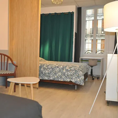 Appartement SEJOURAIXLESBAINS-Epicurieux à Aix-les-Bains Chambre photo