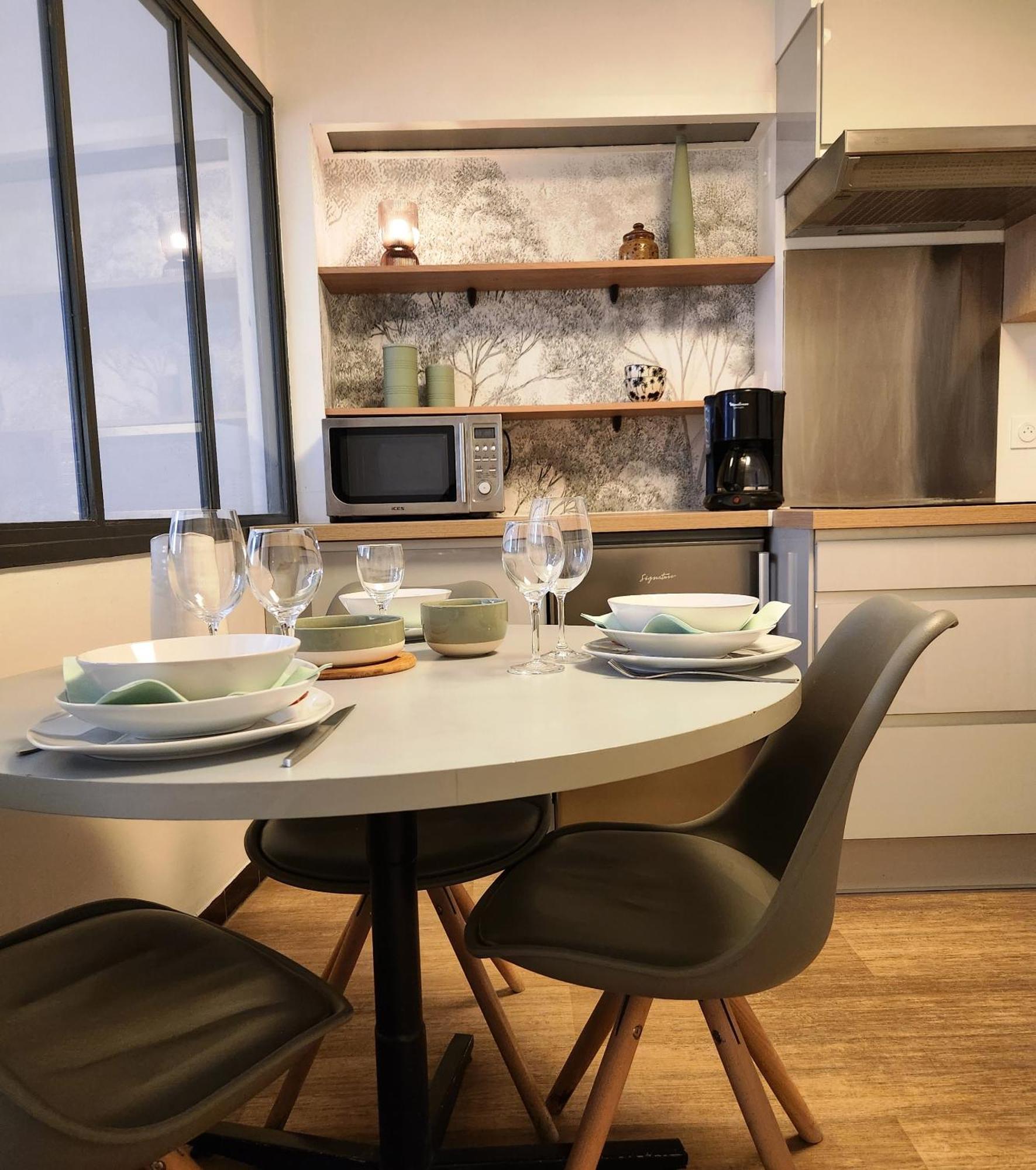 Apartment Epicurieux Hyper Centre Ville, Calme - Sejouraixlesbains *