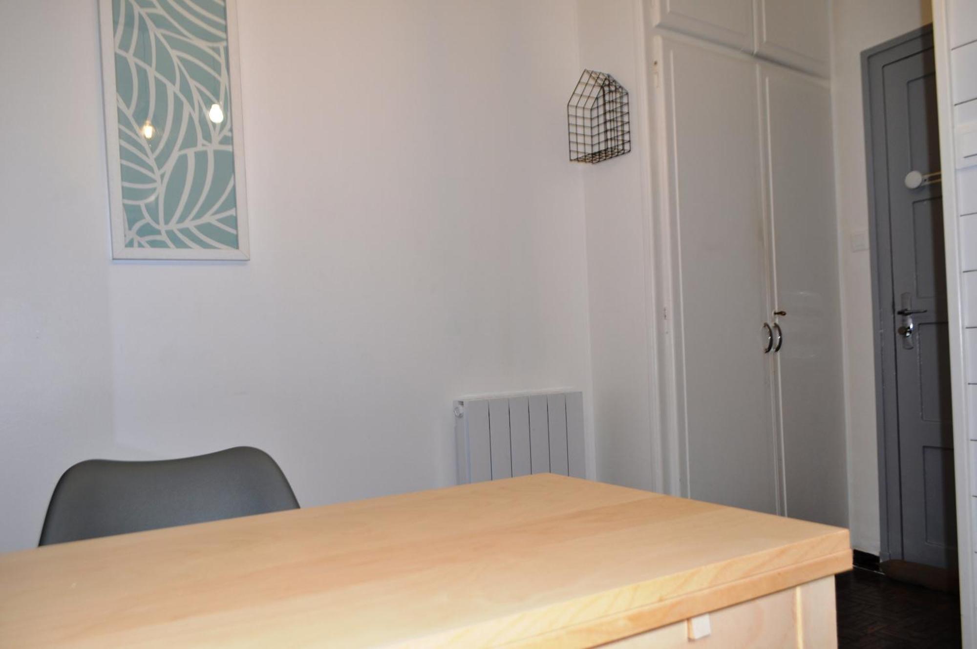 Epicurieux Hyper Centre Ville, Calme - Sejouraixlesbains Apartment